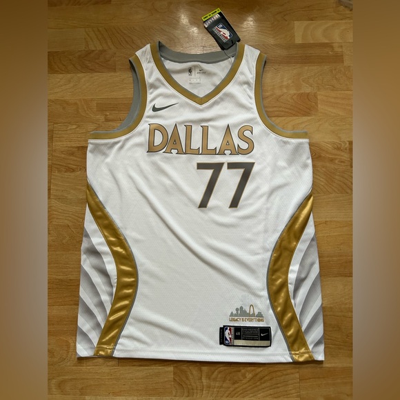 Brand New Men’s Luka Doncic Dallas Mavericks NBA Jersey size 48/L 100% AUTHENTIC - Picture 1 of 2